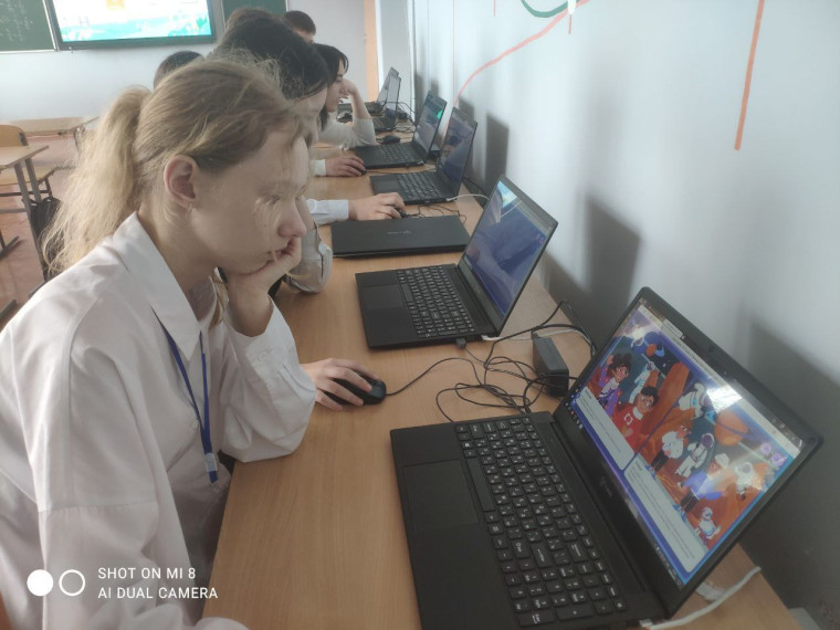 Скадовские школьники изучают квантовые технологии. Скадовские школьники изучают квантовые технологии.