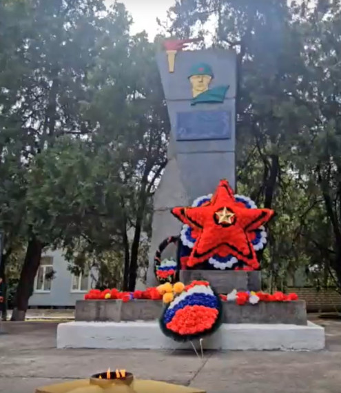 Память жива: митинг ко Дню памяти и скорби в Скадовске. Память жива: митинг ко Дню памяти и скорби в Скадовске.