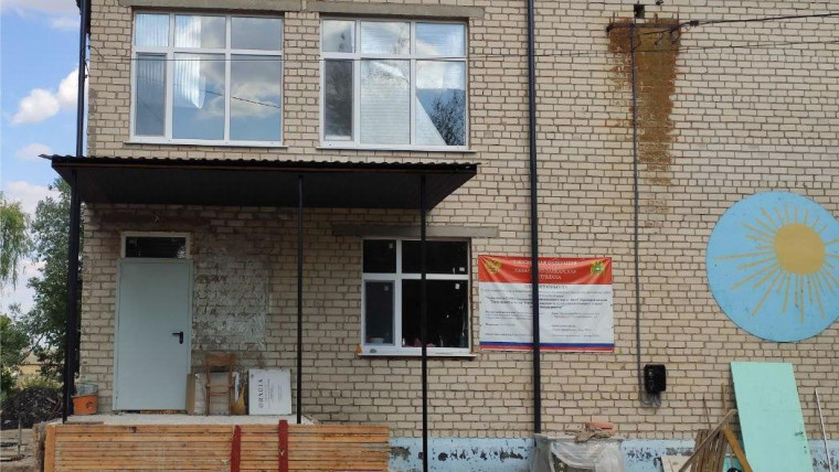 Ремонтные работы в Тарасовском детском саду продвигаются активными темпами. Ремонтные работы в Тарасовском детском саду продвигаются активными темпами.